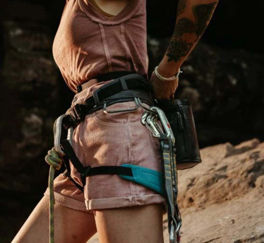 SO ILL On The Roam Climbing Chalk Bag Black Wolf 6 SO ILL On The Roam Climbing Chalk Bag Black Wolf - Image 6