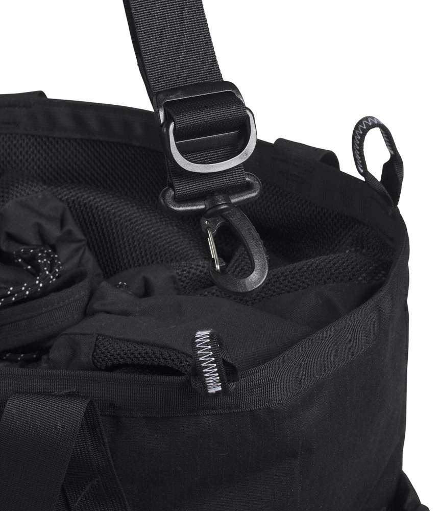 The North Face North Dome Climbing Rope Bag TNF Black 6 The North Face North Dome Climbing Rope Bag TNF Black - Image 6