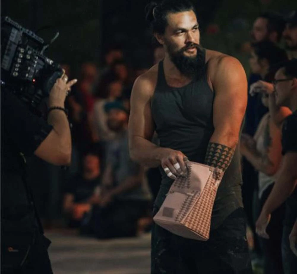 SO ILL On The Roam Rolldown Climbing Chalk Bucket Dirty Pink 8 SO ILL On The Roam Rolldown Climbing Chalk Bucket Dirty Pink - Image 8